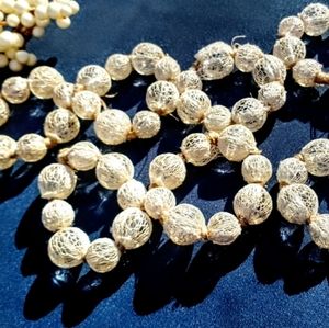 8 Clear Bauble/Lucite Bead & Mesh Napkin Rings